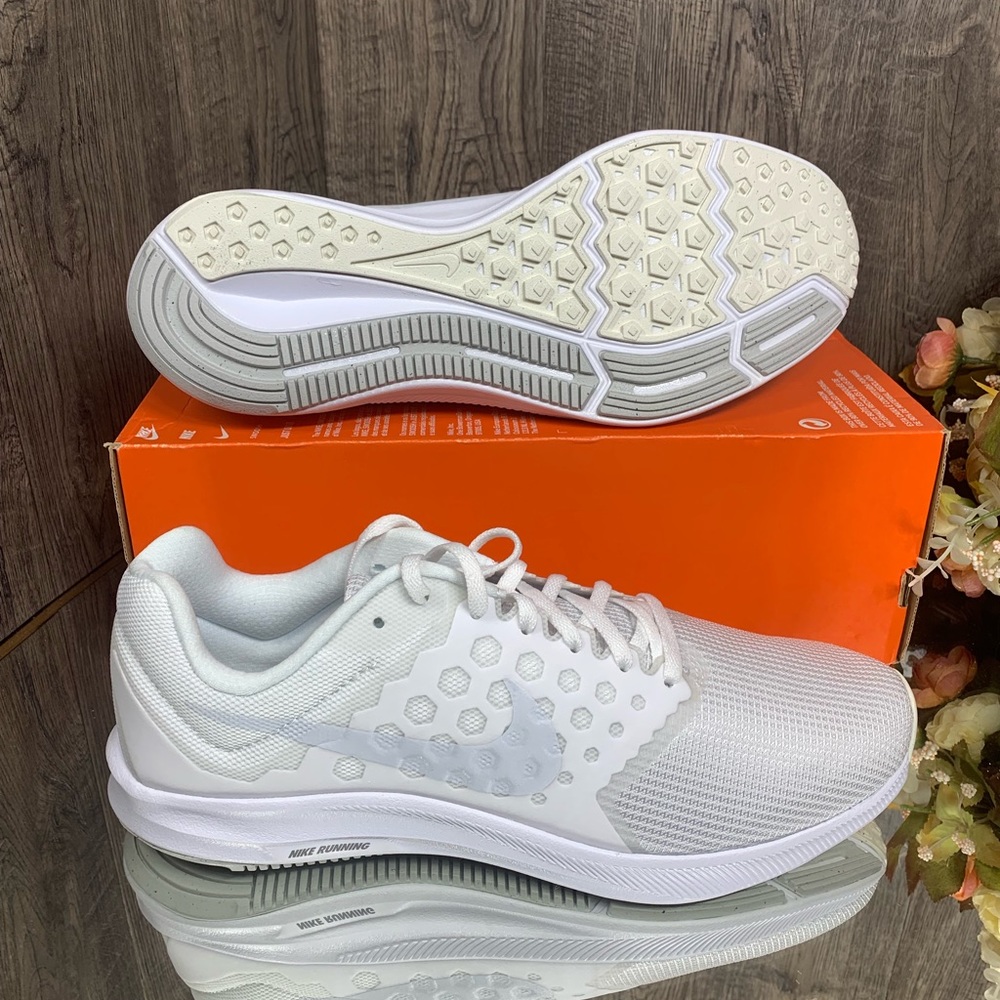 ❤️ Nike Downshifter 7 men’s white/pure platinum - Picture 3 of 8
